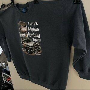 Vintage 90s Larry’s Mobile Deer Hunting Tours Sweatshirt 3XL